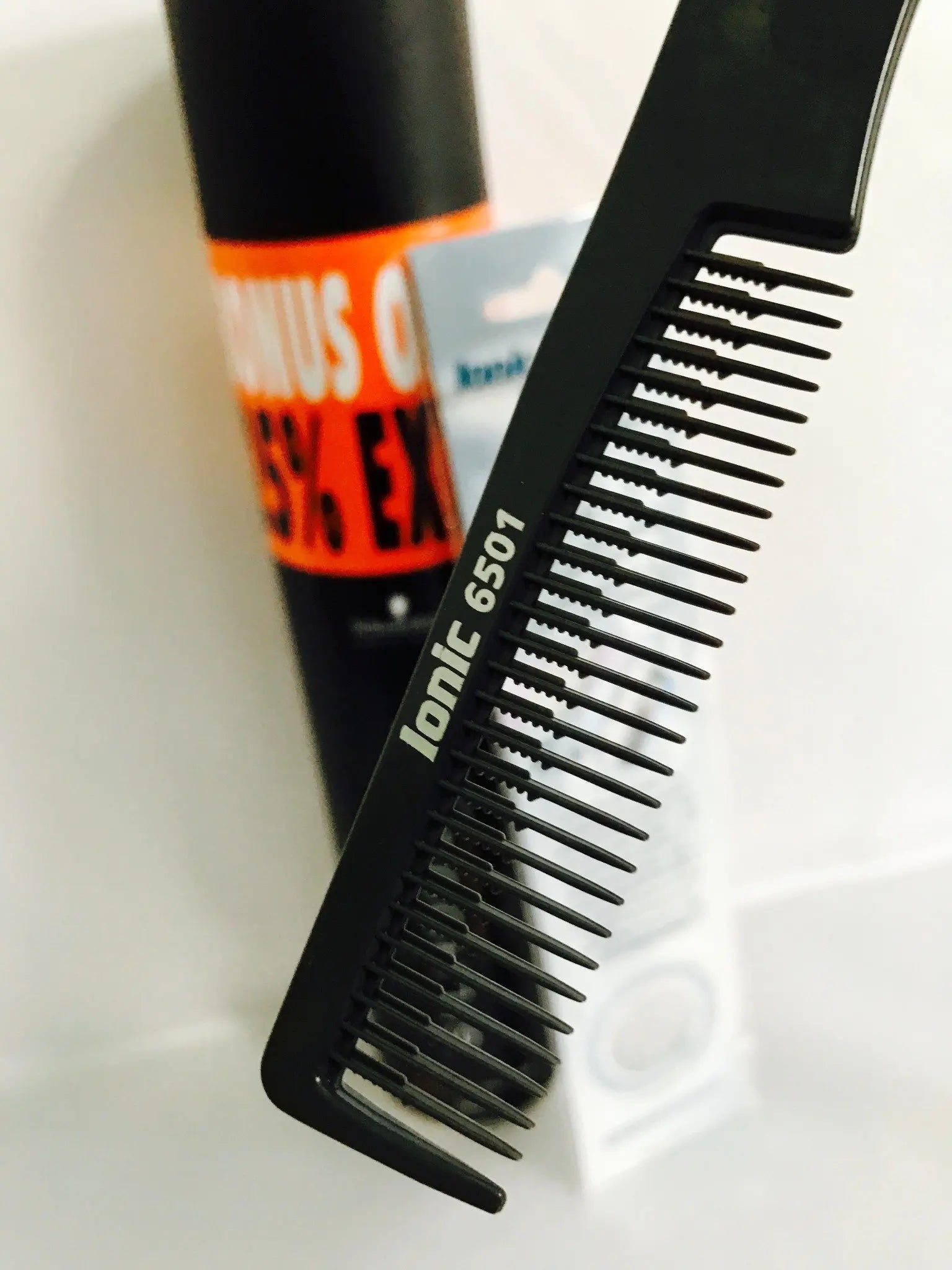Tail Comb