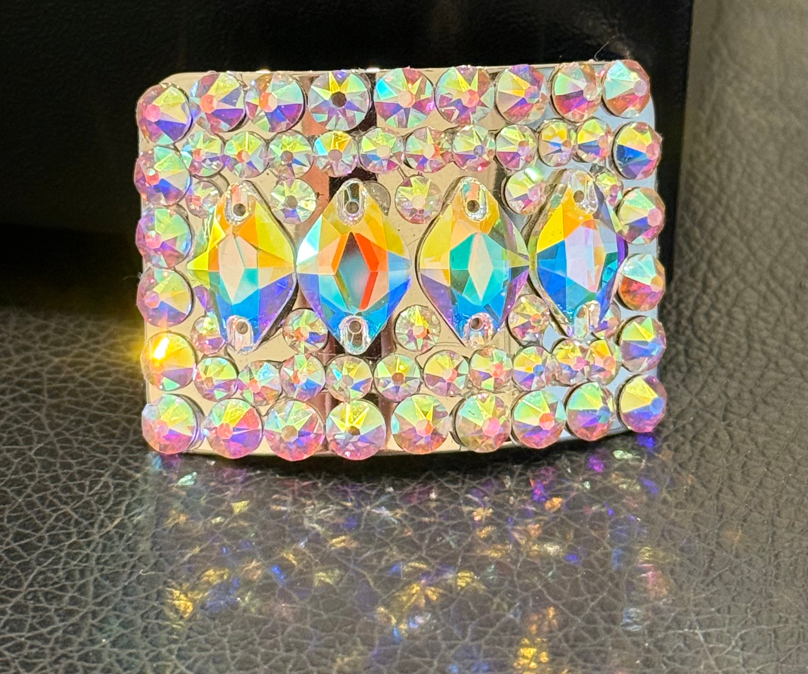 Tuathla Buckles