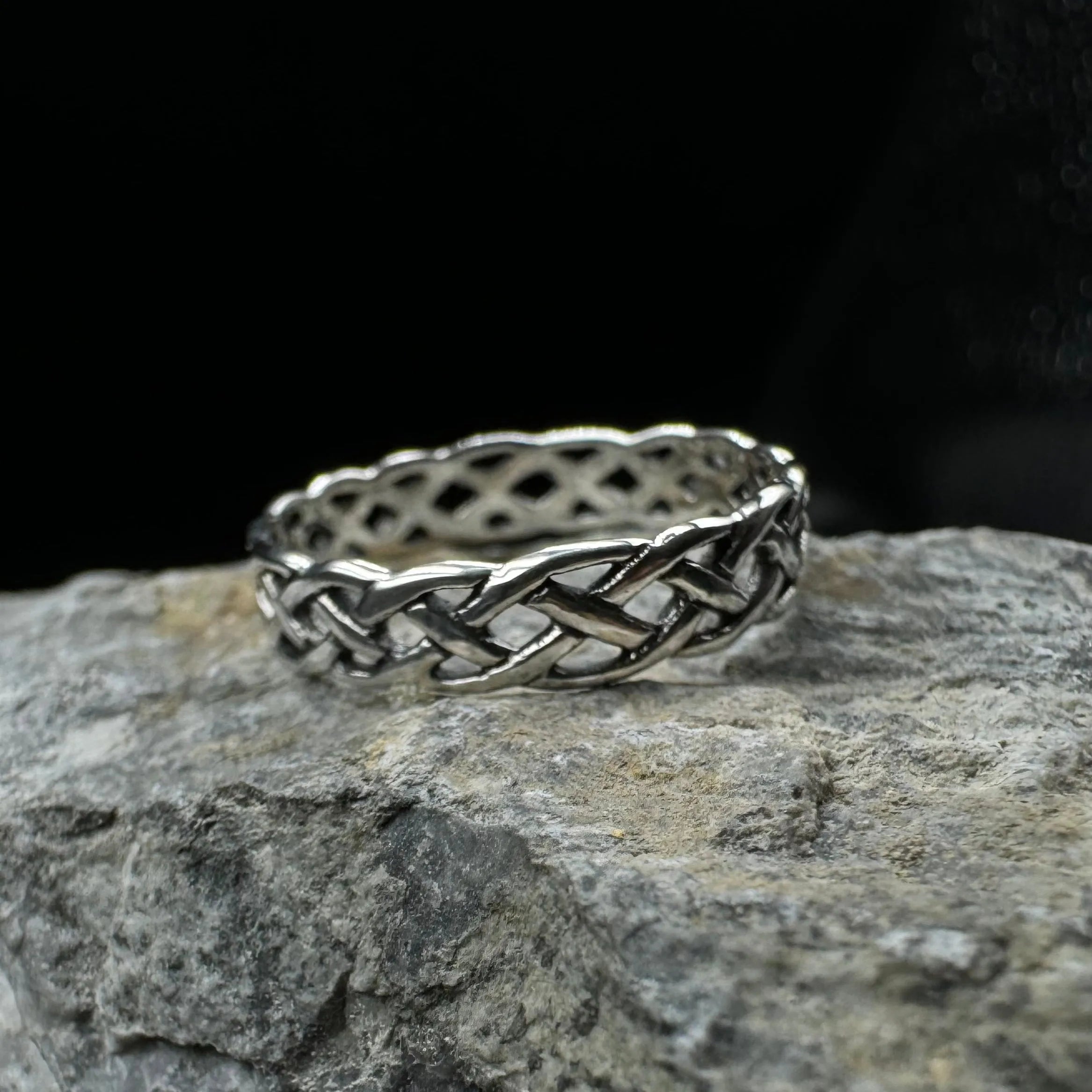 Celtic Knotwork Band