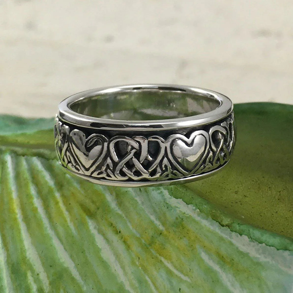 Heart & Celtic Knotwork Spinner Ring